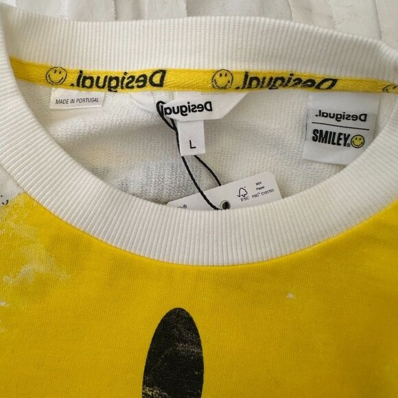 DESIGUAL Amazonas White Smiley Sweatshirt Rave Culture Cropped Relaxed Sz L NWT - Picture 7 of 13